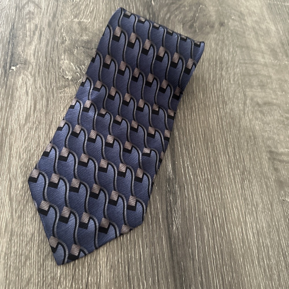 Unbranded Men's 100% Silk Tie Blue Black Geometric Hand Made Korea